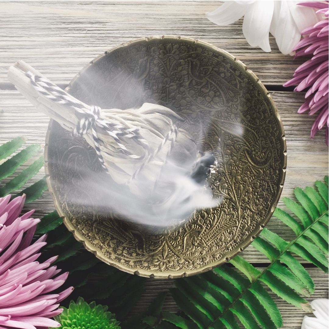 Smudging for Millenials - what really is it?